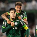 Palmeiras bate o Coritiba encerra série de derrotas no Brasileirão