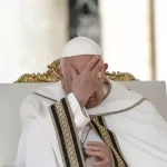 Cardeais conservadores criticam papa Francisco por duvidas doutrinarias antes do