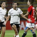 Corinthians sofre mas estreia com vitoria na Libertadores Feminina