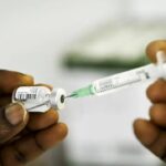 FDA deve retirar vacina contra COVID 19 adulterada da Pfizer Robert