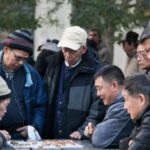 Grande mestre do xadrez chines expoe alta funcionaria esportiva por