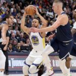 Nuggets vencem Warriors com duelo à parte entre Curry e Jokic na NBA