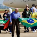 Voo com brasileiros repatriados da Cisjordania pousa em Brasilia