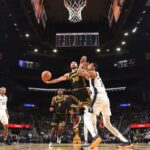 Warriors vencem Spurs no duelo entre Curry e Wembanyama na NBA Cup