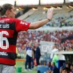 Aposentado Filipe Luis traca planos apos se despedir do Flamengo