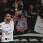 Corinthians confirma saida de Renato Augusto Obrigado Rei