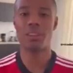 De La Cruz aparece com camisa do Flamengo em video