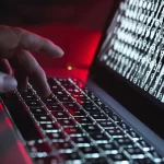 Hackers roubam DNA de clientes de empresa que vendia testes.webp