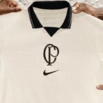 Camisa do Corinthians entra em ranking de mais bonitas do