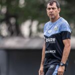Santos: Teixeira diz que não teme processo de ex-time de Carille na Fifa