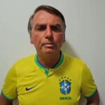 Bolsonaro convoca ato para o dia 25 em Sao Paulo
