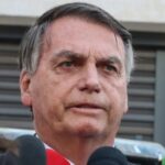 Bolsonaro diz que nao importunou baleia em depoimento a Policia