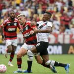Vasco e Flamengo definem árbitro do clássico após reunião na Ferj