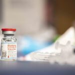 Medico legista investiga ligacao da vacina Moderna com a morte